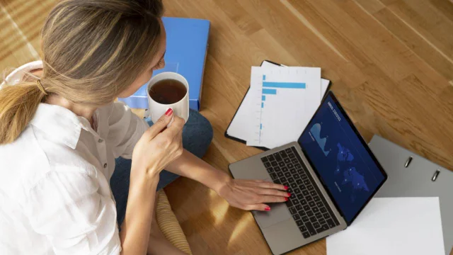 ¿Por qué advierten que el trabajo online será el gran motor de la adopción cripto del mañana?