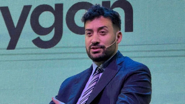 El Gobierno criticó el proyecto de ley para regular la IA y el exceso de normas cripto