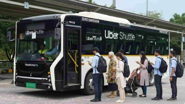 Ahora vas a poder viajar en colectivo con Uber: el servicio que llega a la Argentina en diciembre