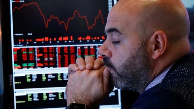 Inversores huyen del peligro, hay menos liquidez y Bitcoin anticipa el próximo riesgo de los mercados