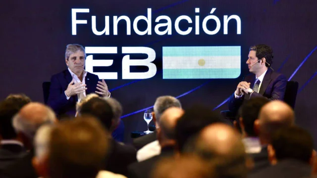 Luis Caputo sostuvo que Argentina vive un cambio de era y anticipó una inflación del 17% para 2026
