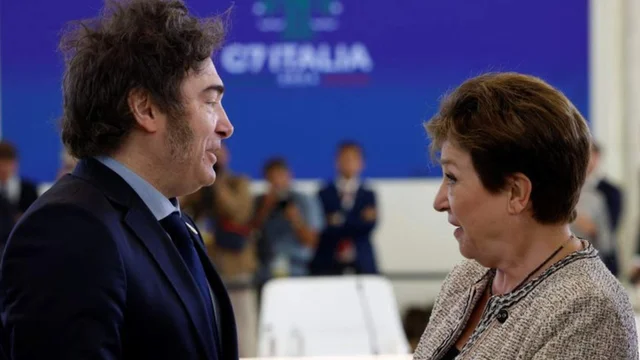 Javier Milei y Kristalina Georgieva en un evento del FMI