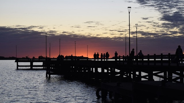 Emblemático pueblo con laguna, costanera y parrilla, a una hora y media de CABA