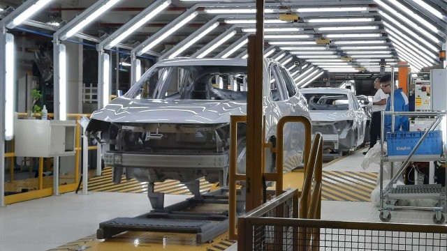 General Motors confirmó las paradas en su planta y anunció el lanzamiento de un nuevo modelo
