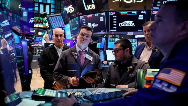 "Día devastador": Wall Street se desploma y enciende alarmas en los inversores