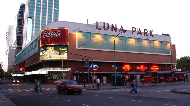 Escándalo por la aprobación express del proyecto para demoler el Luna Park