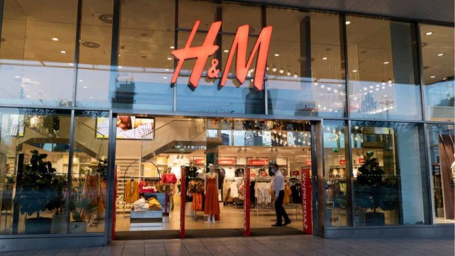 Abrió mega outlet con marcas como H&M, Bershka y Forever 21, con rebajas y cuotas sin interés