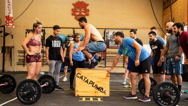 Si no llegás a una franquicia, podés invertir u$s15.000 en un gimnasio y recibir plata sin trabajar