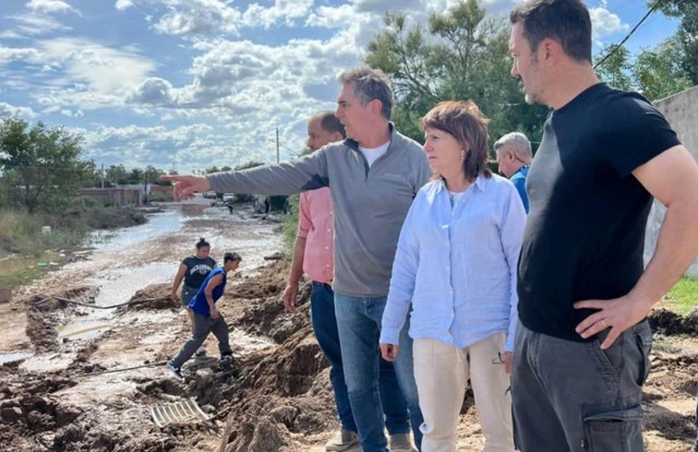 Bullrich y Petri regresaron a Bahía Blanca para supervisar la asistencia a damnificados