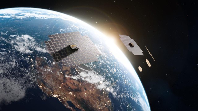 AST SpaceMobile versus Starlink: así es la carrera por Internet satelital que viene