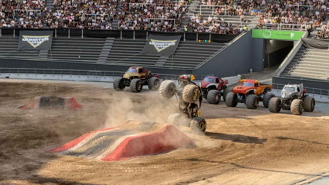 Monster Jam, el impactante show de las camionetas voladoras en Argentina