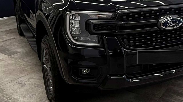 Ford lanzó una nueva Ranger con caja automática y tracción 4x2