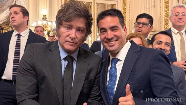 El Gobierno niega una suba del dólar, luego de la polémica por los dichos de Ravier
