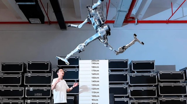 Empresa china creó un robot humanoide que corre más rápido que Usain Bolt