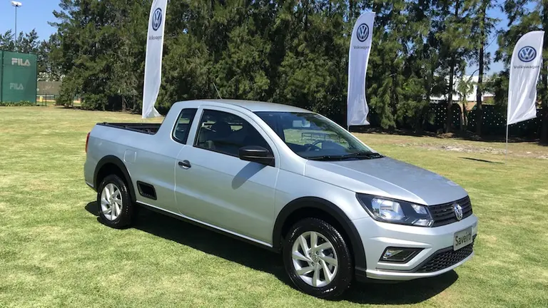 Volkswagen simplifica la oferta de Saveiro 2019 con cuatro versiones más equipadas