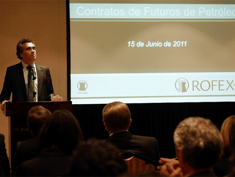 Consecuencias de la "sequí­a verde": refuerzan las restricciones que rigen para contratos de dólar futuro