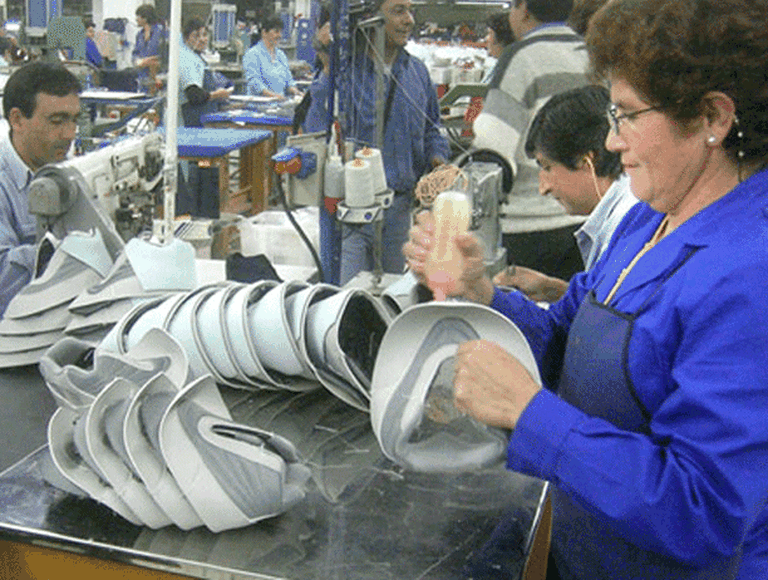 New Balance invierte $45 millones para volver a fabricar zapatillas en el paí­s