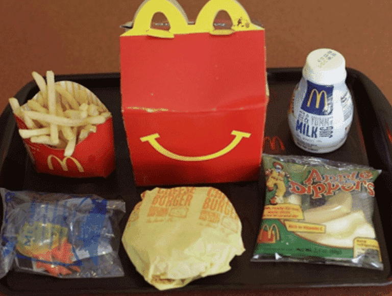 McDonald's apeló la multa en Brasil originada por la Cajita Feliz