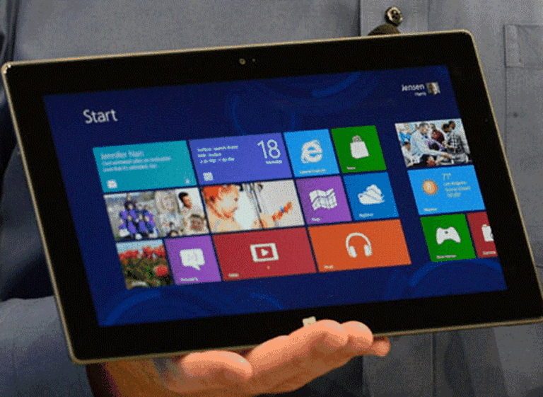 Microsoft lanza su primera tableta Surface con Internet por telefoní­a móvil