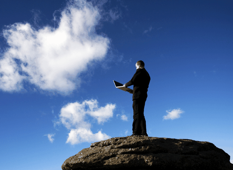 ¿Cuál es la infraestructura fí­sica  necesaria para construir una nube informática en la empresa?