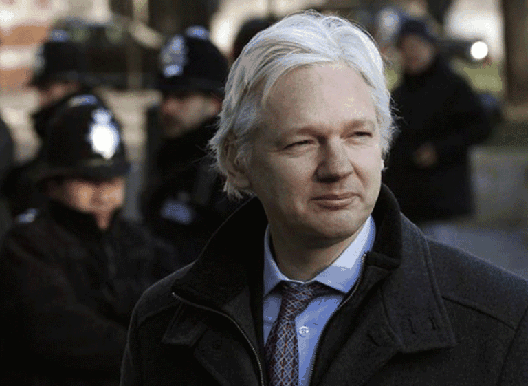 Julian Assange calificó a la pelí­cula sobre WikiLeaks de "ataque propagandí­stico"