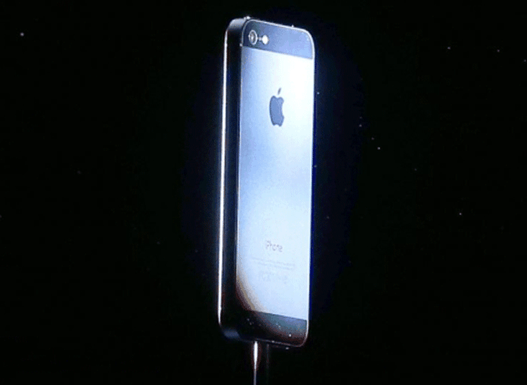 El nuevo iPhone 5 cumple las expectativas pero no maravilla