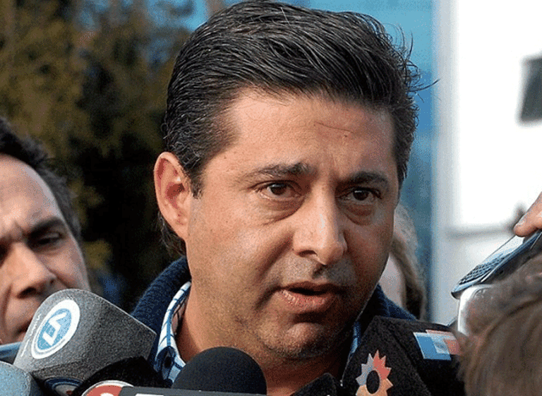 Boca compró 32.000 metros cuadrados alrededor de Casa Amarilla y construirí­a una nueva Bombonera