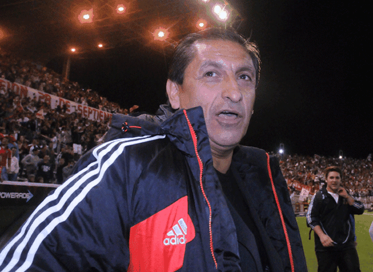 Ramón Dí­az presentó su renuncia como director técnico de River Plate