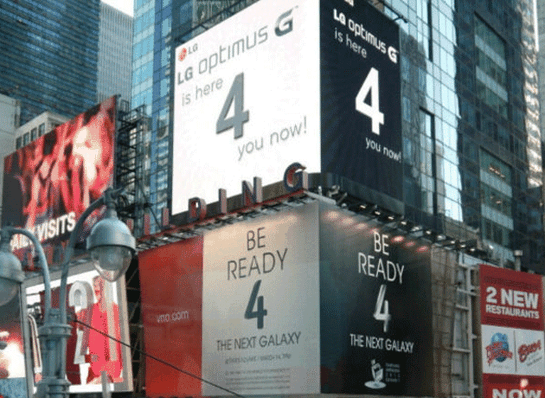 LG coloca un cartel "muy similar" al de Samsung el mismo dí­a de la llegada del Galaxy S4