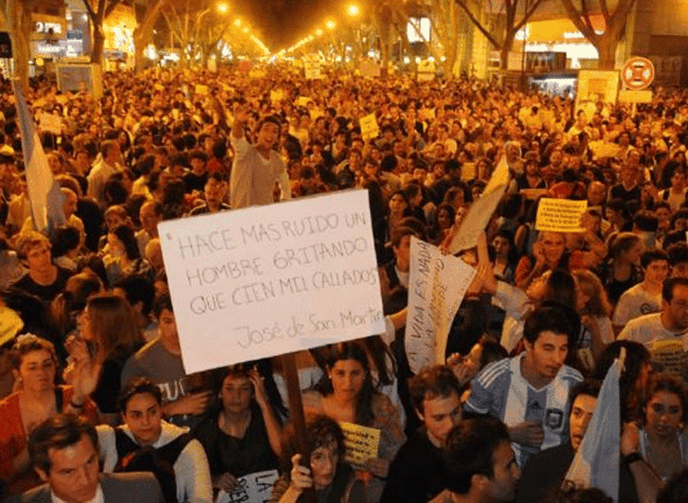 El cacerolazo del 18A también se sintió en el interior del paí­s