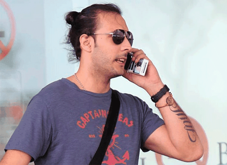 Leo Fariña fue denunciado por Mc Donald's por abandonar un auto en uno de sus locales