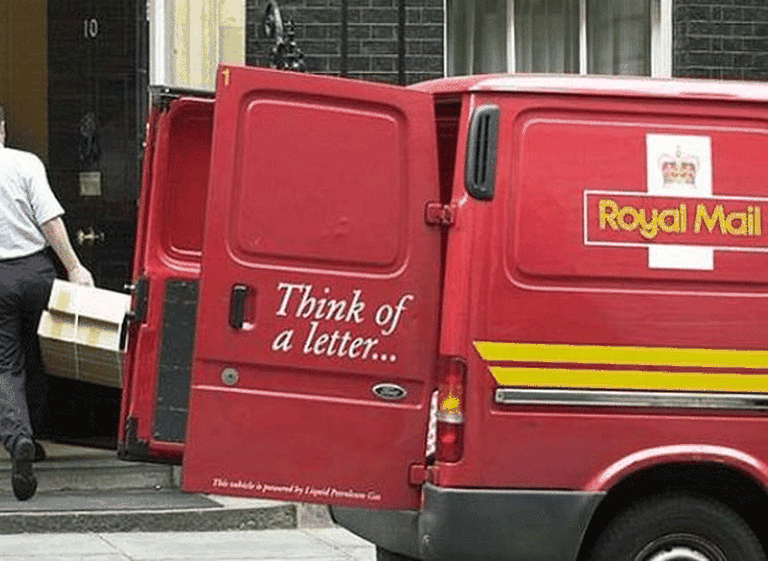 Las acciones del correo británico suben 36 por ciento luego de su privatización