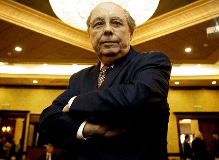 El economista Guillermo Calvo rechazó propuestas para limitar las importaciones