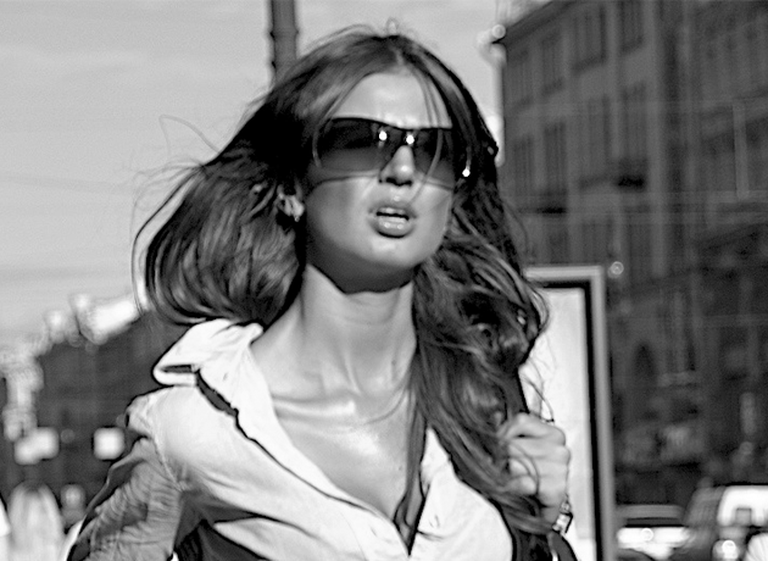 Piropear es una cosa, ofender otra: por ley quieren castigar el acoso verbal que sufren mujeres en calles