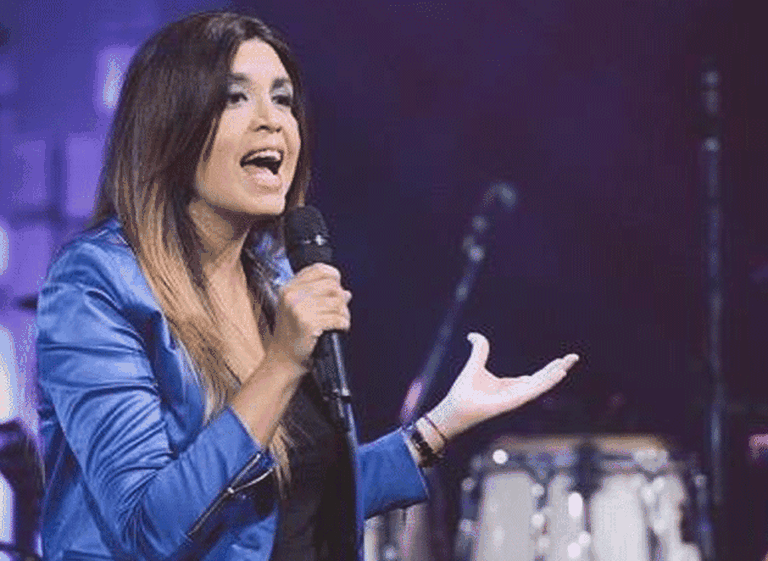 CFK no le pagó y la "locutora militante" ahora le reclama al Estado $7 millones