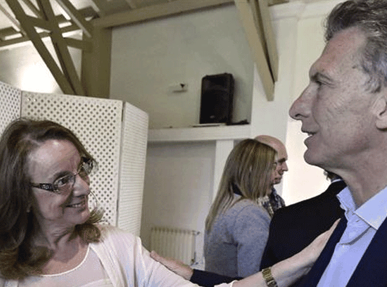 Macri envió a Santa Cruz 12 veces más de fondos en 2017 que Cristina Kirchner en 2015