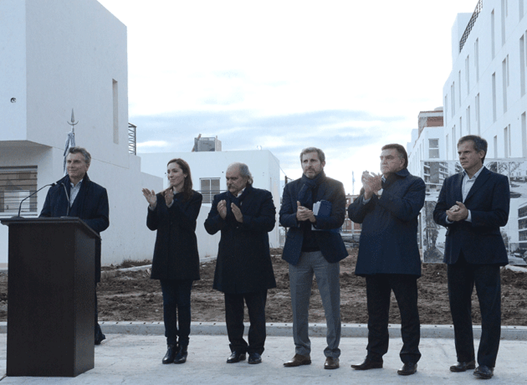 Macri presentó plan de viviendas pero el acto se empañó por su enojo con la ley antidespido