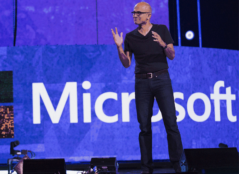 Cómo Microsoft busca reinventarse para superar el fin de la era PC