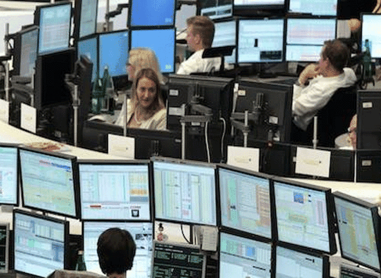 Subieron bolsas estadounidenses animadas por el triunfo de Hillary en el primer debate