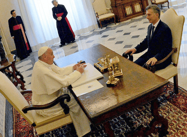La Iglesia le agradeció a Macri la convocatoria a la mesa del diálogo con empresarios y la CGT
