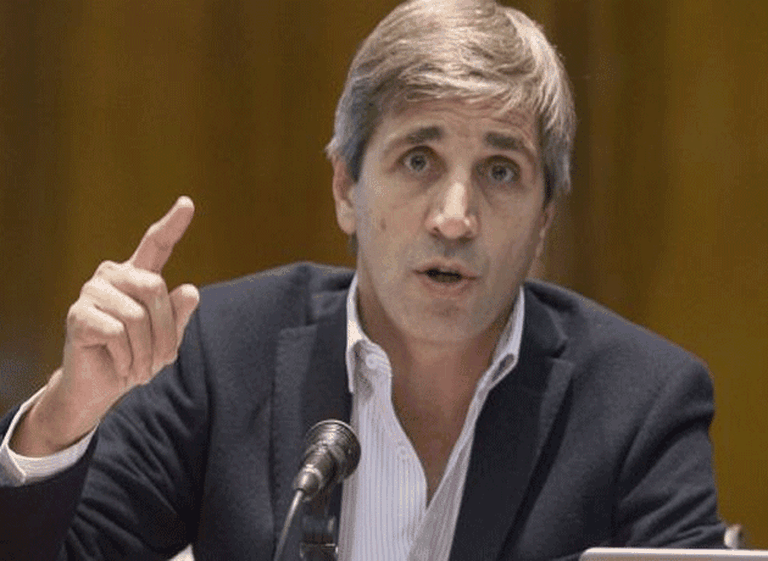 Caputo mantuvo tasas en 40% y avisó que cambiará la polí­tica monetaria