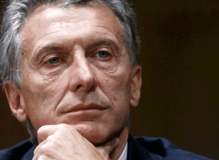 La lógica del "año impar": Macri recurrirá a la obra pública y al dólar barato para mejorar la economí­a