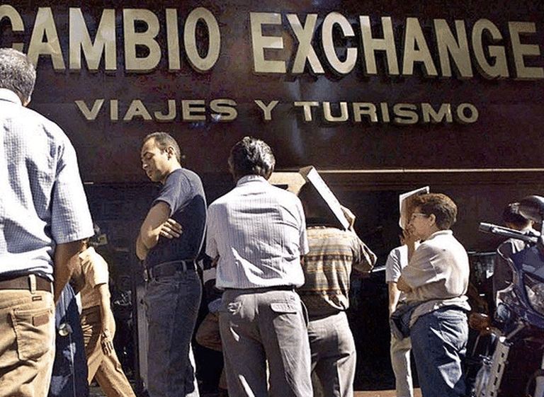 Venezuela: el dólar paralelo subió 64% en una semana