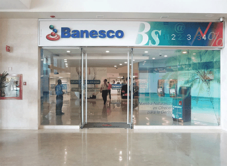 El dueño del Banesco niega su venta al Gobierno de Maduro