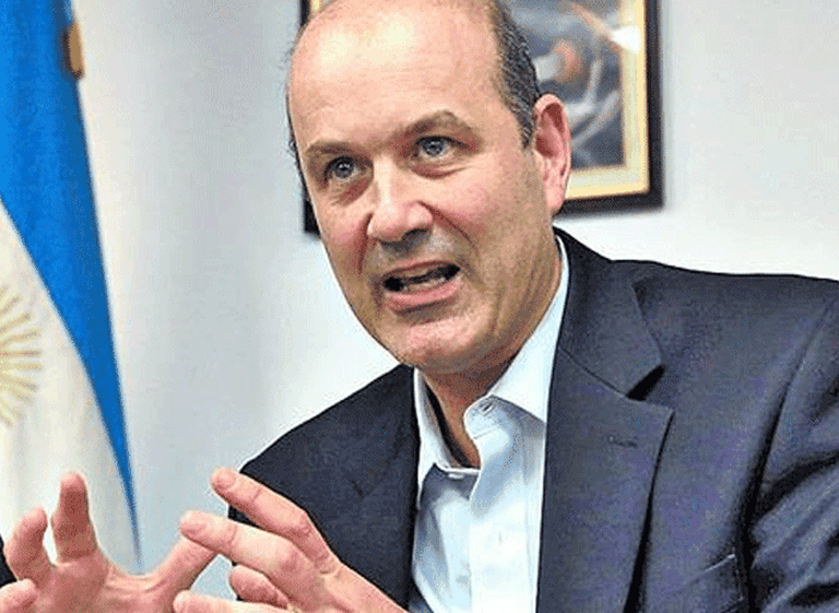 El kirchnerismo se relame: el BCRA deberá informar a la Justicia sobre sus operaciones de dólar futuro