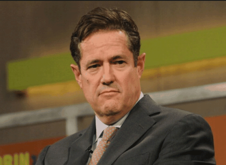 Multan al CEO de un banco con el 10% de su salario por un caso de espionaje