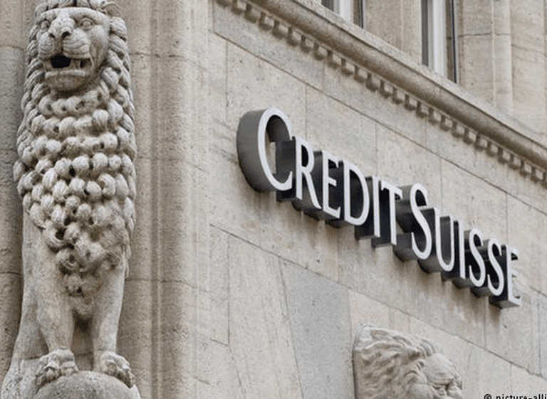 Credit Suisse cree que la dolarización tiene límite y que el agro junto al FMI traerán alivio
