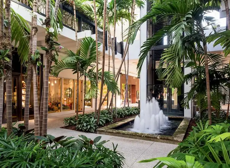 Cerrarán más shoppings en EE.UU., pero crece uno elegido por argentinos