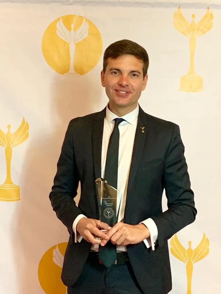 Griffini ganó en Washington y fue destacado como personalidad influyente en los premios "Democracia Global"