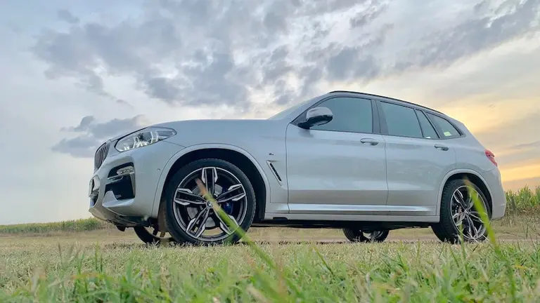BMW X3 M40i xDrive: Un SUV de lujo con equipamiento deportivo